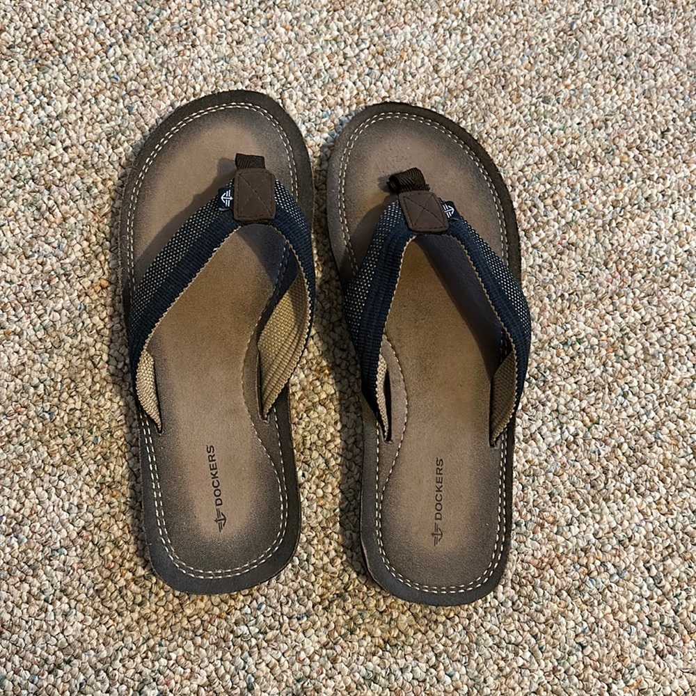 DOCKERS Men's Premium Casual Flip Flops Size 12